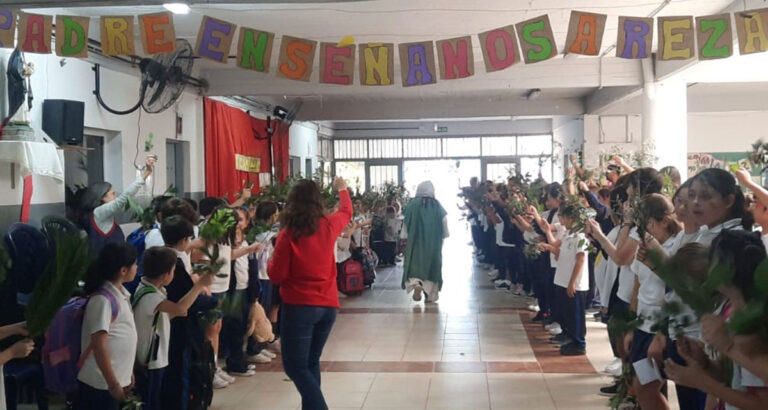 Colegio Santa Rosa de Lima - Aula